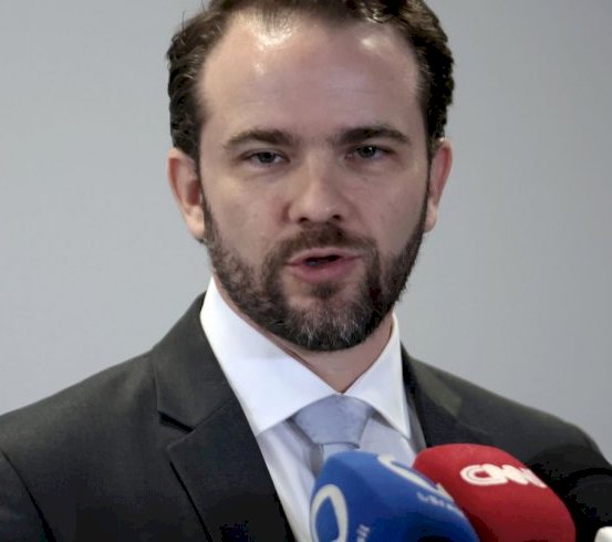 Durigan defende taxação de ultrarricos em agenda do G7