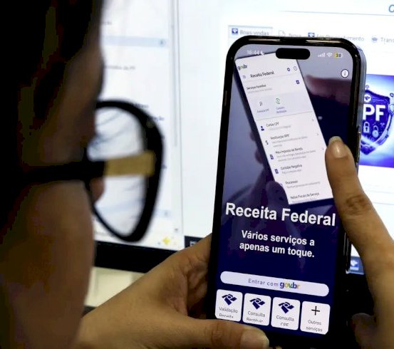 Receita paga nesta sexta-feira terceiro lote de restituição do IR 2026