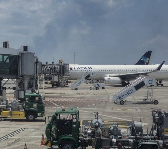 Petrobras reajusta preço médio do querosene de aviação em 13,9%