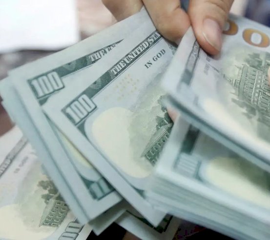 Dólar sobe 1,15% e fecha a R$ 5,09 em dia de cautela