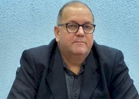 Vereador Carlão pede a construção de quebra-molas Rua Prudenciano Rodrigues Lopes, próximo a APAE, sentido a oficina do Ciriaco