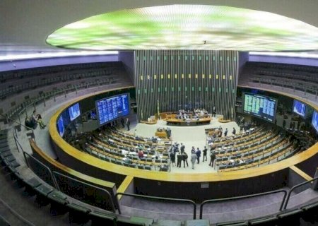 Partidos de esquerda na Câmara se alinham a Lira em disputa por MPs