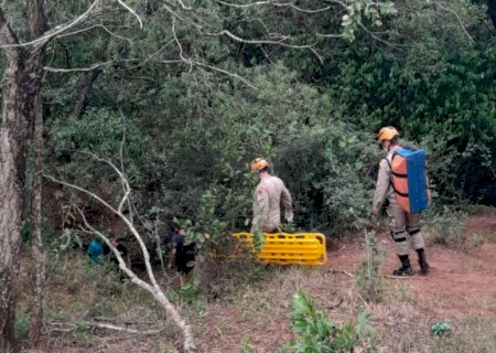 Mulher é resgatada ferida em cachoeira de difícil acesso no interior de MS