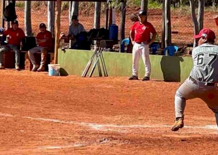 Disputa pelo título regional de beisebol em Dourados envolve seis equipes