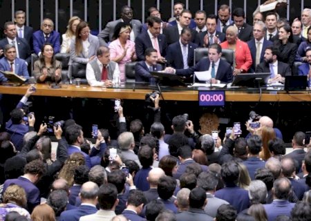 Hugo Motta é eleito presidente da Câmara dos Deputados