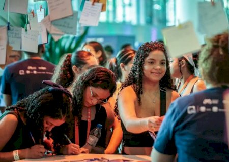 São Paulo reúne jovens para fomentar ensino técnico e divulgar emprego