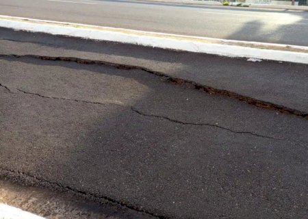 Rachaduras em ciclovia de Campo Grande geram incômodo em ciclistas