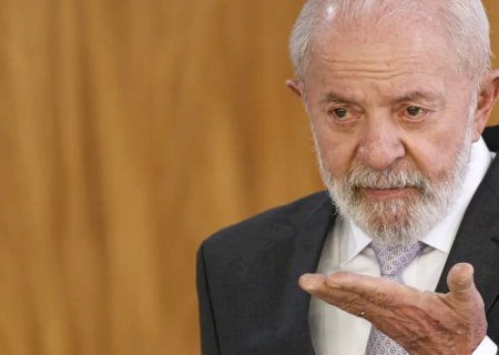 Lula defende presunção de inocência a denunciados por golpe de Estado