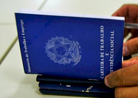 Taxa de desemprego sobe para 6,5% no trimestre encerrado em janeiro