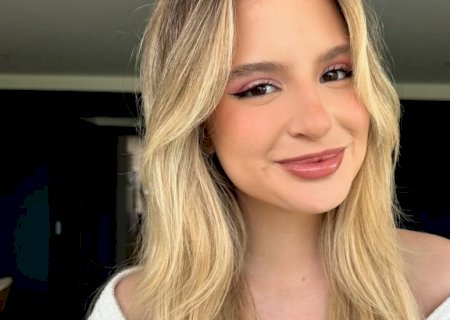 Sophia Valverde assume namoro com produtor de cinema: ‘Presente de Deus’