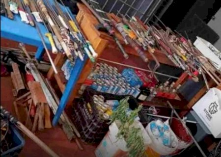 Armas artesanais, bebidas e drogas são apreendidas em presídio na fronteira