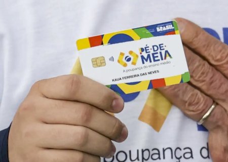 Governo faz acordo para incluir Pé-de-Meia e Vale Gás no orçamento