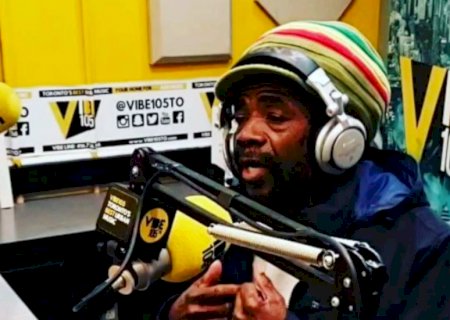 Morre o cantor Cocoa Tea, ícone do reggae, aos 65 anos; saiba detalhes