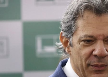Ordem é negociar e não retaliar, diz Haddad sobre tarifas dos EUA
