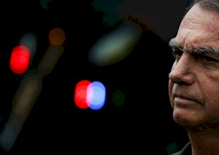 Moraes autoriza Bolsonaro a receber atendimento médico em casa