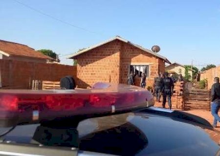 Foto no celular causou ciúmes e briga que terminou em morte de mulher
