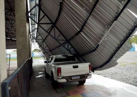 Chuva de 45,6mm provoca estragos e desabriga moradores em Corumbá