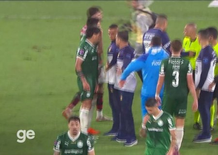 "Veio aqui só roubar a gente": árbitro explica expulsão de Piquerez, do Palmeiras, na súmula