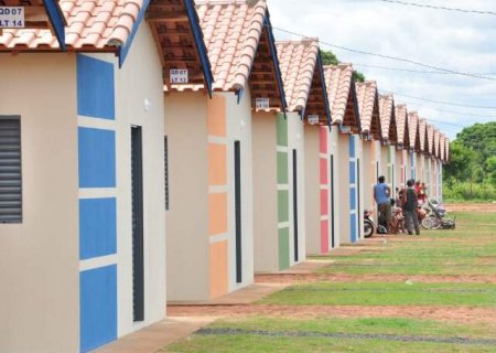 Emha busca entidade para aplicar R$ 17,6 milhões em habitação