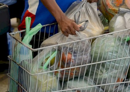 Cesta básica cai em todas as capitais do país no 2º semestre de 2025