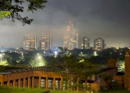 Depois da chuva, nevoeiro cobre algumas regi&otilde;es de Campo Grande