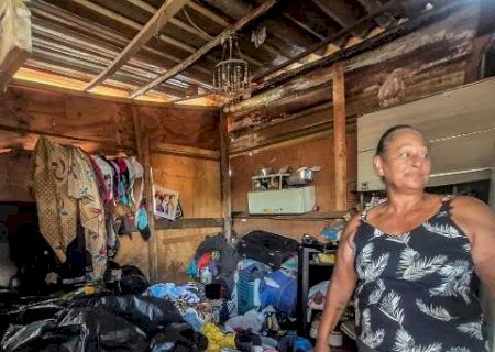 A cada chuva, ora&ccedil;&atilde;o e improviso viram defesa para quem mora em barraco