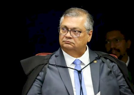 Fl&aacute;vio Dino pro&iacute;be saque em dinheiro de emendas parlamentares