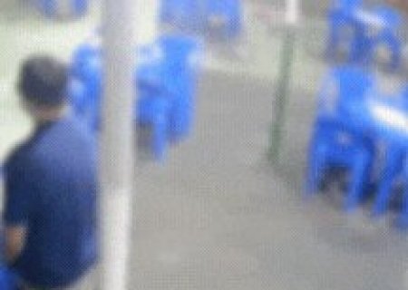 Jovem de 17 anos &eacute; agredido por policial penal durante trabalho em lanchonete