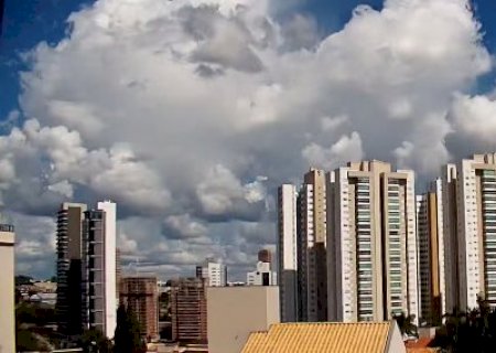 Risco de chuva intensa coloca cidades de MS em alerta at&eacute; o fim do dia