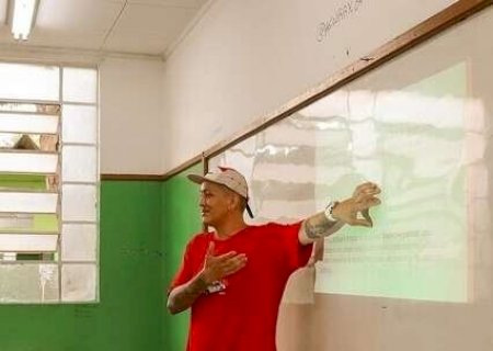 Du Mato pede para continuar estudando ap&oacute;s se entregar &agrave; pol&iacute;cia