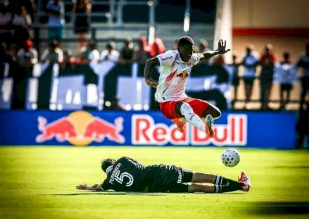 Botafogo vence Bragantino com p&ecirc;nalti pol&ecirc;mico e deixa Z4 no Brasileir&atilde;o