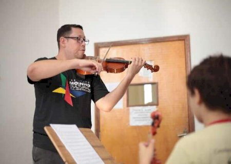 Abre inscri&ccedil;&otilde;es para oficina de m&uacute;sica voltada a crian&ccedil;as e adolescentes