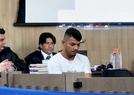 R&eacute;u que matou homem com 9 facadas no Jardim Monumento &eacute; condenado a 12 anos