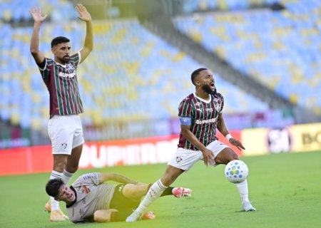 Fluminense x Athletico: Zapelli é expulso após intervenção do VAR; assista ao lance