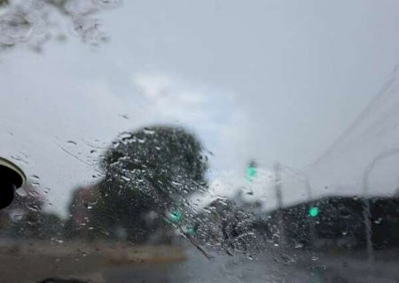Temporal chega a Capital e muda o tempo na tarde deste domingo