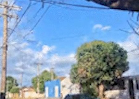 Moradores de diversas ruas da Capital relatam falta de luz h&aacute; 24 horas