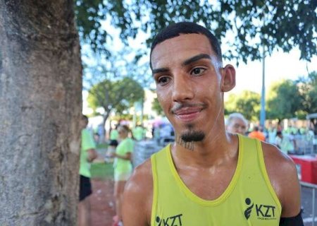 Bicampe&atilde;o dos 21 km, motoboy vence corrida de rua e fala em &ldquo;dever cumprido&rdquo;