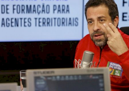 Boulos diz que fim da escala 6 por 1 é “para agora'