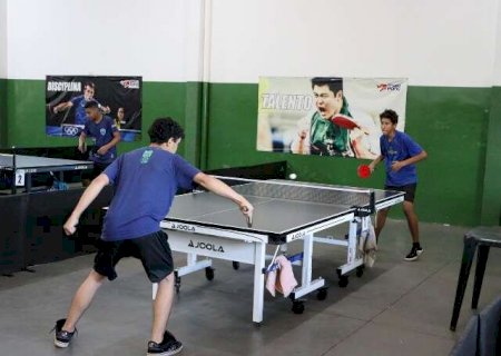T&ecirc;nis de mesa re&uacute;ne 150 atletas nos Jogos Escolares de Campo Grande