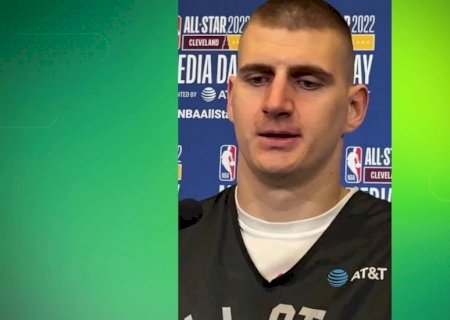 Jokic anota duplo-duplo, mas Nuggets perdem para os Timberwolves e ficam em desvantagem nos playoffs
