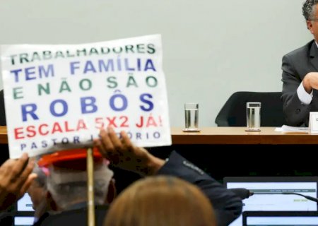 Câmara instala comissão para analisar PEC do fim da escala 6X1