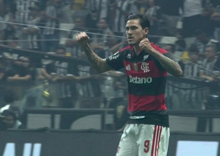 Após 4 a 0, Flamengo provoca Atlético-MG nas redes com urubu x galo e "Arena Gonzalo Plata"
