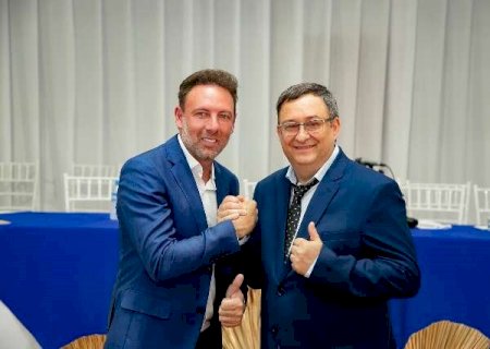 Em p&eacute; de guerra, vice-prefeito denuncia falta de medicamentos da pr&oacute;pria gest&atilde;o