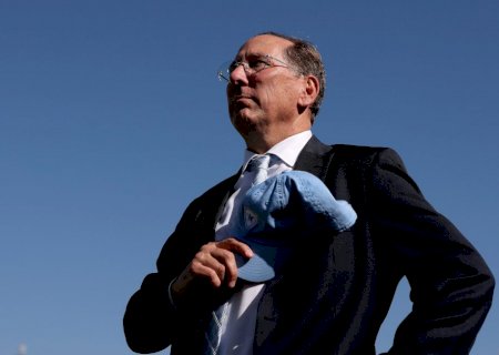 Afastado da SAF Botafogo, Textor diz confiar na revisão da decisão e acusa Ares de fraude