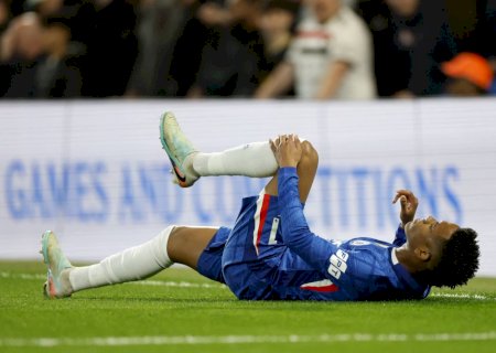 Exame aponta lesão, mas previsão é de que Estêvão retorne antes da convocação da Seleção para a Copa