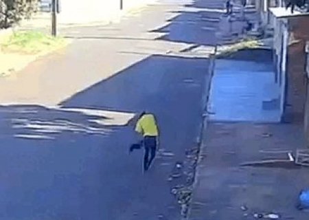Baleado com 3 tiros, homem anda por uma quadra pedindo socorro no Universit&aacute;rio