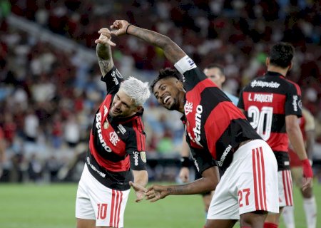 Fusão! Dubladores de Dragon Ball Z reagem à comemoração de Arrascaeta e Bruno Henrique no Flamengo