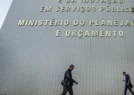 Gasto com pessoal e benefícios fiscais terão limite a partir de 2027