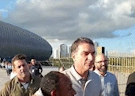 Fl&aacute;vio Bolsonaro antecipa chegada a Campo Grande e visita Bioparque Pantanal