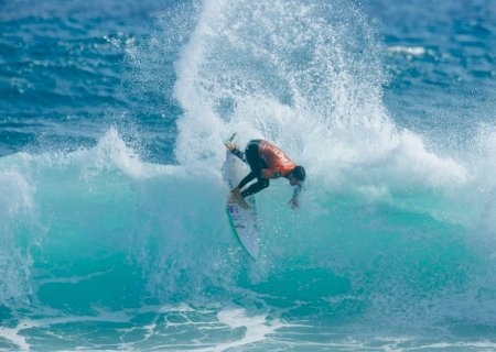 WSL: Gabriel Medina reencontra algoz das Olimpíadas e avança às quartas em Margaret River